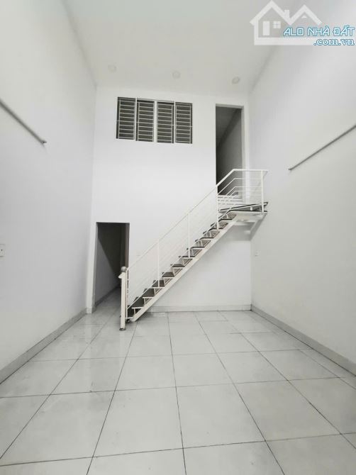 Siêu Phẩm Liên Khu 5-6 gần chợ hẻm 6m thông khu nhà lầu 60 m2,2 Tầng Nhỉnh 3 tỷ - 1