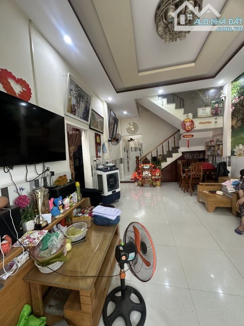 Bán nhà mặt đường Nguyễn Công Hoan, Hòa An, Cẩm Lệ, 3 tầng, DT 70m2, 4,65 tỷ. - 1