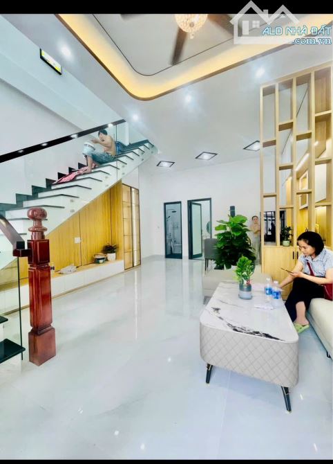 NHÀ PHAN CHU TRINH 2 tầng - Tầng Full nội thất - 12