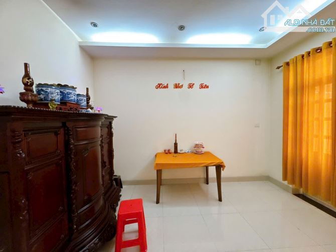 Bán nhà hơn 300m2 Mặt Tiền Nguyễn Ái Quốc gần BiGC khu B5 P. Tân Hiệp Biên Hòa 19tỷ7 - 13