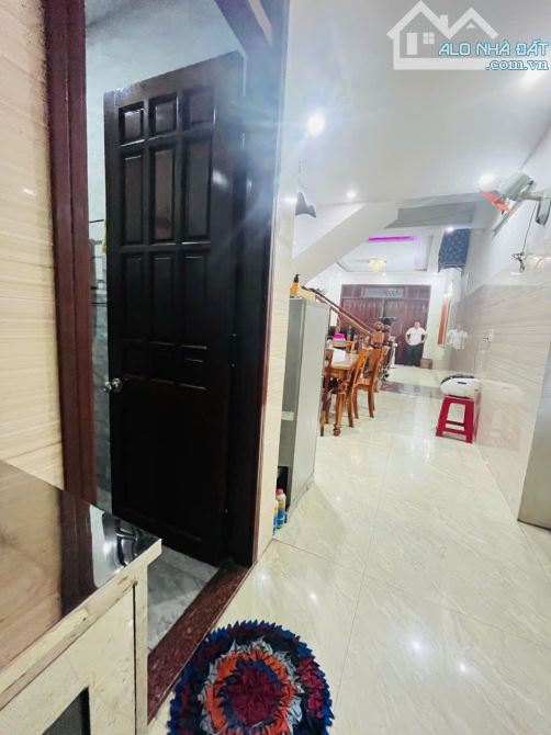 🎉🎉NHÀ MẶT TIỀN PHAN VĂN DỊNH-DIỆN TÍCH CỰC RỘNG 374M2-NGANG GẦN 10M - 13