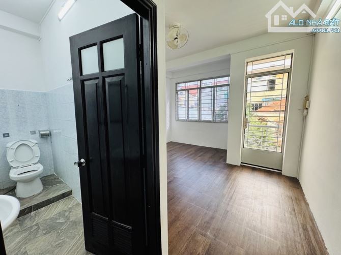 MẶT TIỀN KINH DOANH NGAY TRUNG TÂM PHÚ NHUẬN - 61M2 4 TẦNG 5PN NGANG 4M6 XE HƠI NGỦ NHÀ - - 13
