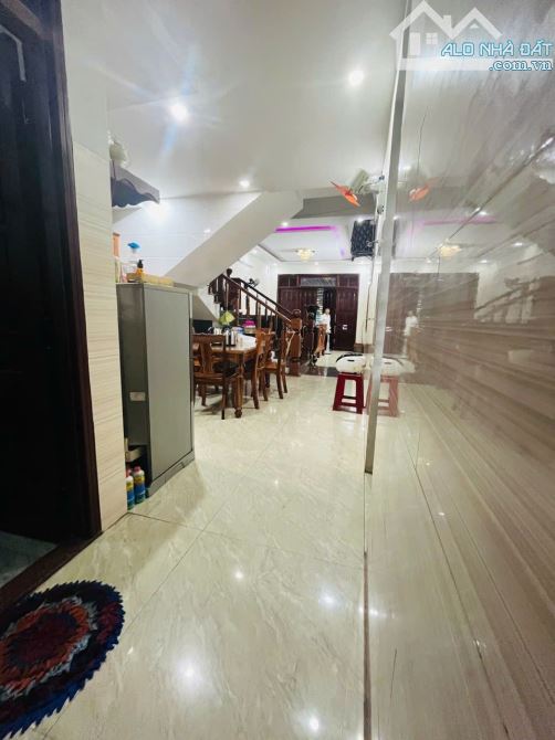 🎉🎉NHÀ MẶT TIỀN PHAN VĂN DỊNH-DIỆN TÍCH CỰC RỘNG 374M2-NGANG GẦN 10M - 14