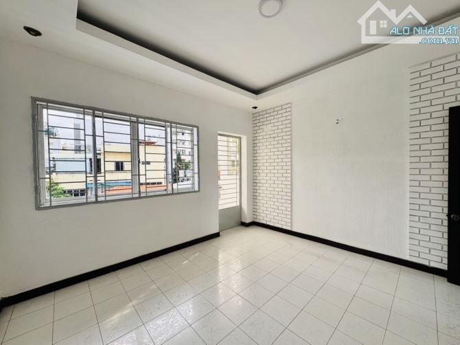 MẶT TIỀN KINH DOANH NGAY TRUNG TÂM PHÚ NHUẬN - 61M2 4 TẦNG 5PN NGANG 4M6 XE HƠI NGỦ NHÀ - - 14