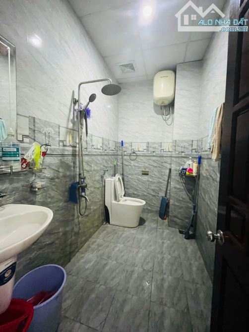 🎉🎉NHÀ MẶT TIỀN PHAN VĂN DỊNH-DIỆN TÍCH CỰC RỘNG 374M2-NGANG GẦN 10M - 15