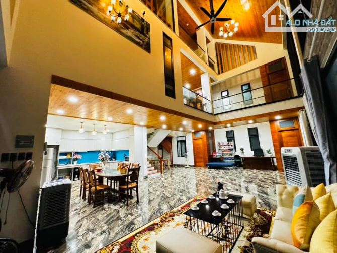 BÁN BIỆT THỰ ĐẸP CĂN GÓC 2 MẶT TIỀN THÁI VĂN LUNG_PHƯỜNG 2_VŨNG TÀU_DT 256M2 - GIÁ 25 TỶ - 2