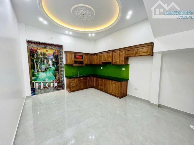 🏠Bán Nhà 3 tầng độc lập, ngõ 430 Trần Nguyên Hãn Lê Chân 68m giá 3,95 tỷ - 2
