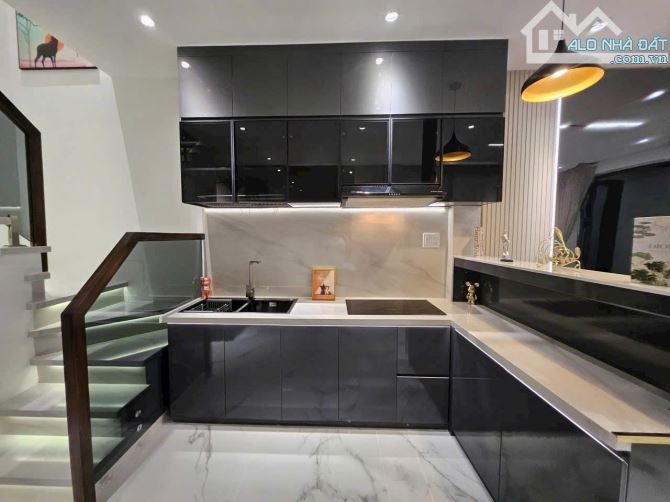 THANH LÝ NHÀ ĐẸP ĐƯỜNG HIỆP NHẤT TÂN BÌNH | 4 TỶ 240TR | 61.2M2 | SỔ HỒNG RIÊNG - 2