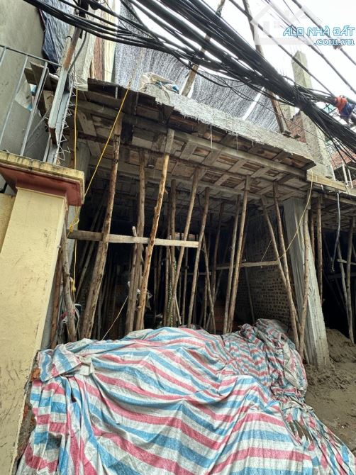 Bán CCMN 6 tầng thang máy, 3 mặt thoáng, Phố Thanh Đàm, 42m², MT 4.2m, giá 11 tỷ - 2