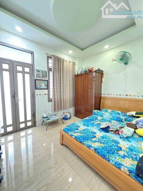 BÁN NHÀ  GẦN  HỒNG BÀNG , NGAY MINH PHỤNG , 4 TẦNG 4 NGANG 4 M HẺM XE HƠI CHỈ 8,2 TỶ - 2