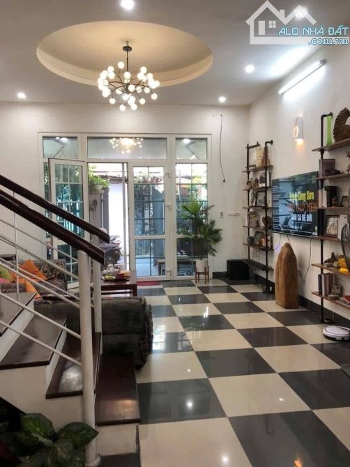 AN DƯƠNG VƯƠNG - TÂY HỒ - 105M - 18 TỶ - DIỆN TÍCH RỘNG - GIÁ DẦU TƯ - Ô CHỜ THANG MÁY - 2