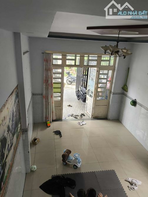 Bán Nhà Trần Thị Bốc 70m2, 2Tầng BTCT, ngang 5m Đường 6m thông Xe hơi ngủ trong nhà - 2
