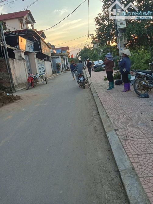 LÔ RẺ ĐẸP NHẤT - Phù Trì - Mê Linh - Hà Nội   ✅️DT 71m2. Full Thổ Cư  ✅️Đường thông _ Ô Tô - 2