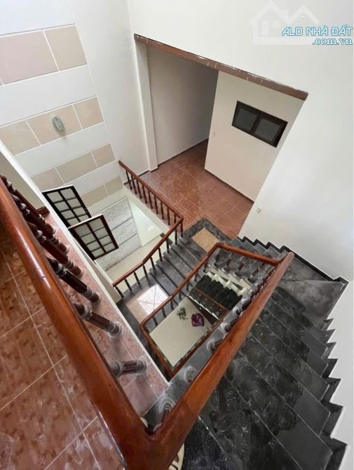 Bán nhà MT Nguyễn Chánh Liên Chiểu sát biển - 2