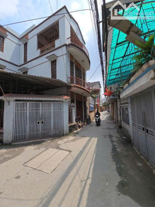 BÁN NHÀ LÔ GÓC BÙI XƯƠNG TRẠCH – 56M² – 5 TẦNG – THANG MÁY – Ô TÔ LÙI CỬA – 13.X TỶ - 2