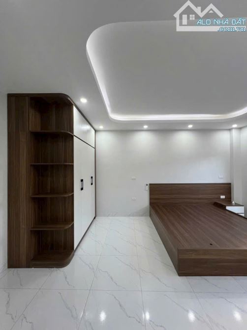 Bán nhà lô góc 2 thoáng Lê Quang Đạo – 35M x 5T, dân xây, ô tô 6,5 tỷ. - 2