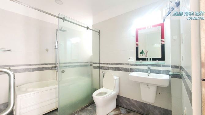 Bán Nhà Hẻm Lớn Phùng Văn Cung, P7, Phú Nhuận 4,7x10m 4 lầu, ô tô ngủ trong nhà 11,2 tỷ - 2