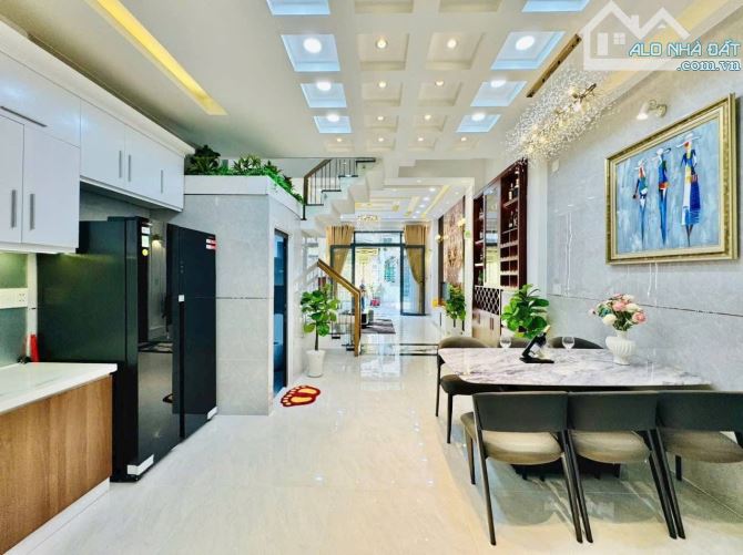 Chốt nhanh căn nhà đẹp 63m2 ngay Đ. Bùi Thị Xuân, Tân Bình. Giá: 3 Tỷ 110, có SHR - 2