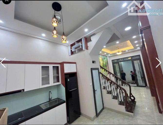 KHƯƠNG TRUNG-THANH XUÂN - 10M RA MẶT PHỐ - KHU SẦM UẤT - 40M - 4TẦNG - NHỈNH 8TY - 2