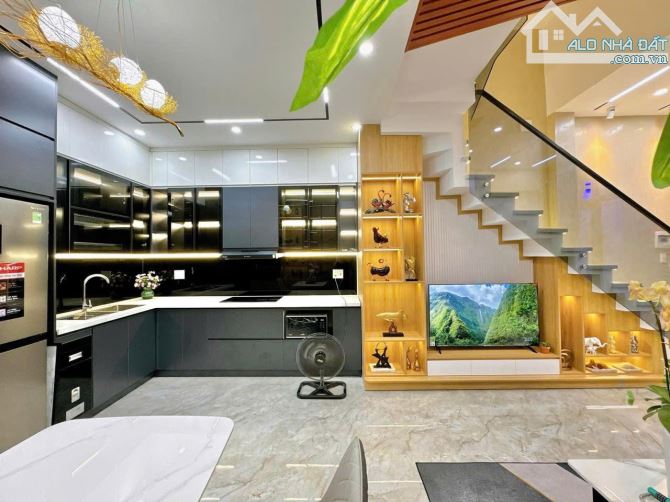WOW, BÁN NHÀ MT GẦN KCN CẦU TRÀM, 100m2, GIÁ 2 TỶ 550 TRIỆU - 2