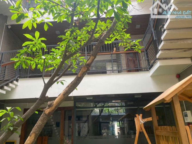 Villa Phố Khu Lam Sơn, Bình Thạnh - 8 x 23m, 4 lầu siêu đẹp, nội thất cao cấp chỉ 3x tỷ - 2