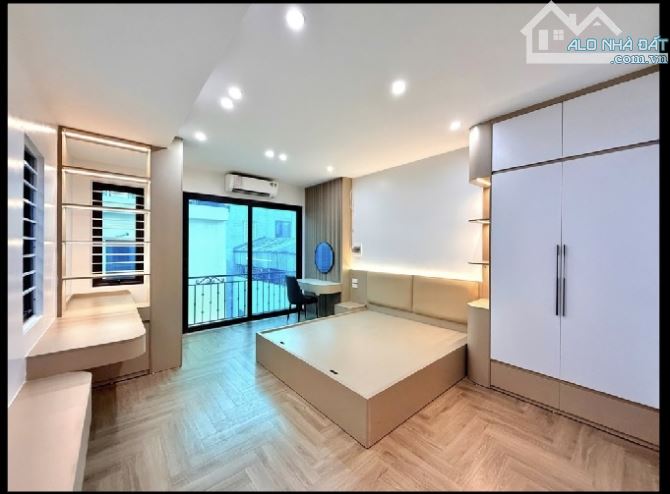 Nhà lô góc Cổ Nhuế, 35m x 6 tầng thang máy, 10m đến đường ô tô - 2