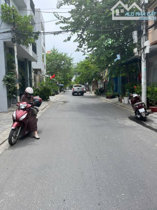 BÁN ĐẤT 322M-2 MẶT TIỀN-CHẾ LAN VIÊN,KHU PHỐ TÂY DU LỊCH, NGŨ HÀNH SƠN-150TR/M2 - 2