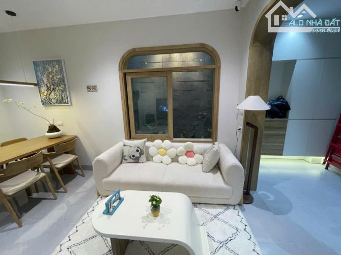 BÁN NHÀ LÃNG YÊN 7.4 TỶ - 40M - NHÀ MỚI - FULL NỘI THẤT - 2