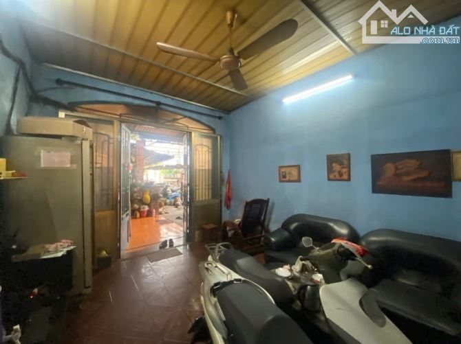 🏠Lê Trọng Tấn, BHH, Bình Tân. DT 3,8 x 25,5, cấp 4. Giá 4,4 tỷ TL.  - Hẻm xe hơi tới cổng - 2