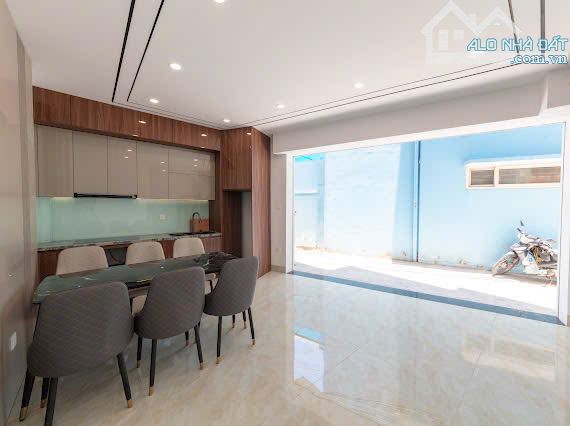 NHÀ NGUYỄN VĂN LINH LÔ GÓC, 6 TẦNG, THANG MÁY, GARO Ô TÔ, DT 50M2, MT 7M, GIÁ 9.05 TỶ. - 2