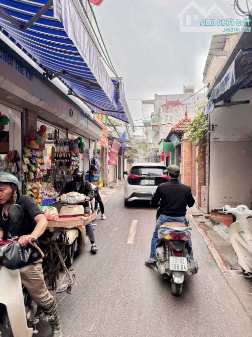 OTO PHỐ YÊN DUYÊN TAM TRINH 68M 5T TỔNG 6 NGỦ GARA FULL NỘI THẤT 183TR/m QUÁ RẺ LUÔN NHA - 2