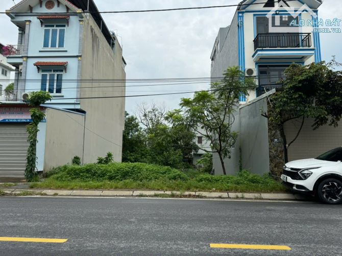 Hàng FO lâu quay lại thị trường 69,4m Hợp Đồng-Quảng Bị HN Mặt đường tl419 kinh doanh ngày - 2