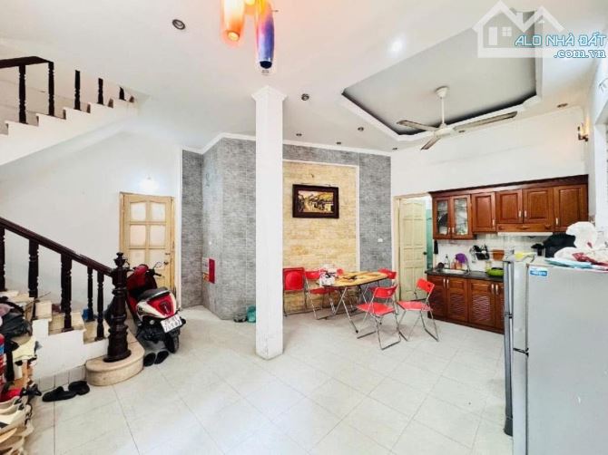 🔥 NHÀ HIẾM ĐÔNG QUAN – 4 MẶT THOÁNG – Ở SƯỚNG – 9 TỶ 🔥 - 2