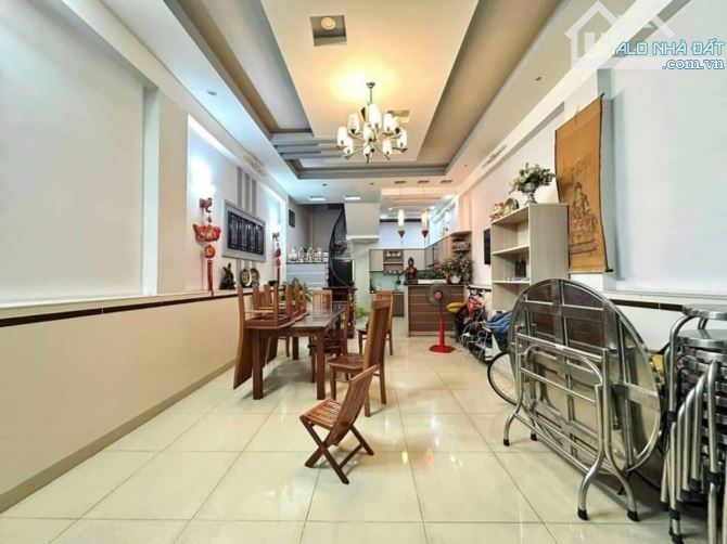 Bán nhà đường Hoàng Hoa Thám, Quận Tân Bình / 55m2 / 2 tỷ 350 triệu / sổ hồng riêng - 2