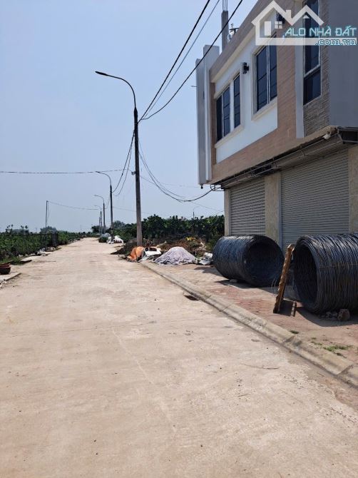 CƠ HỘI ĐẦU TƯ – SỞ HỮU ĐẤT ĐẸP GIÁP VÀNH ĐAI 4 – TẶNG NHÀ 2 TẦNG MỚI XÂY - 2