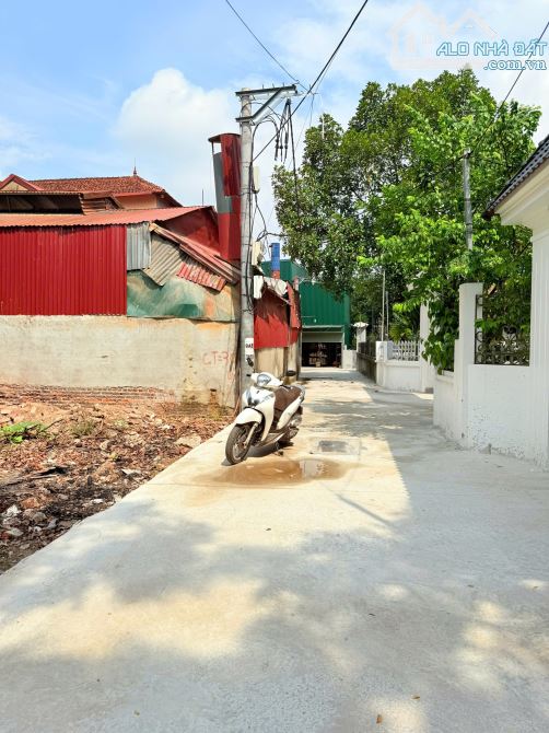 🚗 LÔ ĐẤT VÕNG XUYÊN 82M² – ĐƯỜNG Ô TÔ – MẶT TIỀN 5M – SỔ ĐỎ SẴN - 2