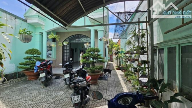 Bán nhà mặt tiền 1080m2-thu nhập ổn định- phạm văn đối-hóc môn- gọi cho em xem nhà - 2