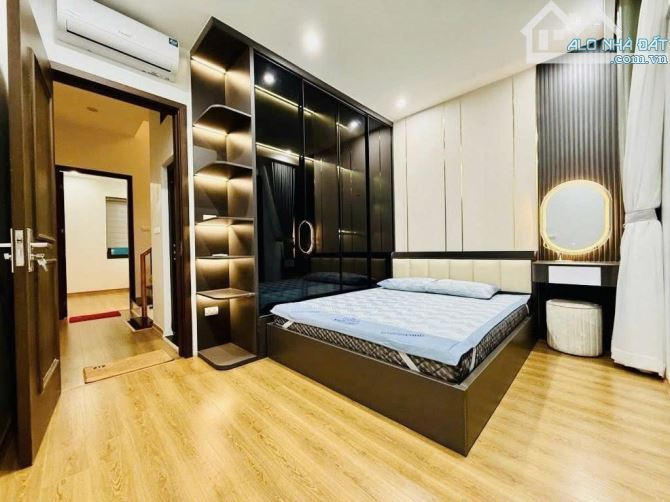BẠCH MAI - Nhà mới ở luôn - thoáng sáng - ngõ ba gác thông - gần phố - 38m - CHỈ NHỈNH 7Ỷ - 2