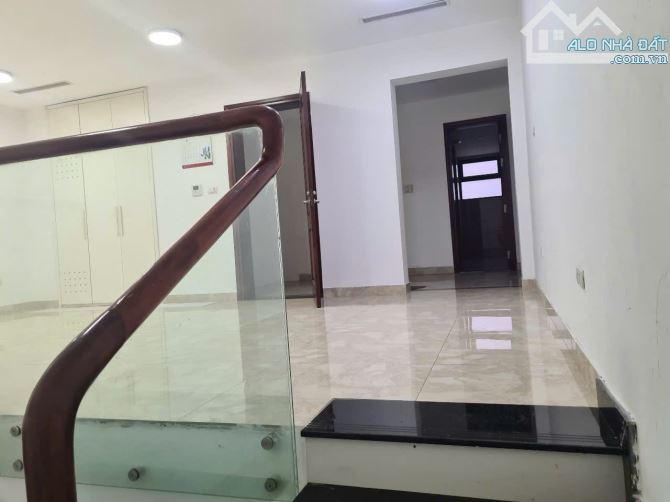 cho thuê sàn tầng 1,2 tại khu đô thị Mễ Trì_Diện tích 150m2/sàn_Giá thuê 60 triệu/tháng - 2