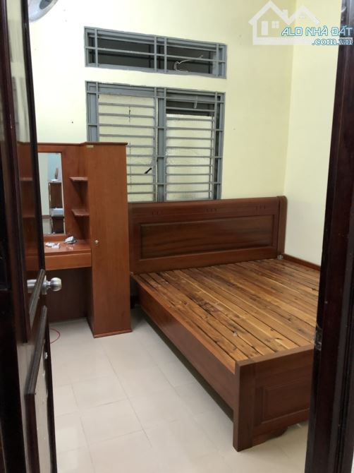 Cho thuê chung cư 312 Lạc Long Quân Quận 11 giá 7,5 triệu , nhà trống - 2