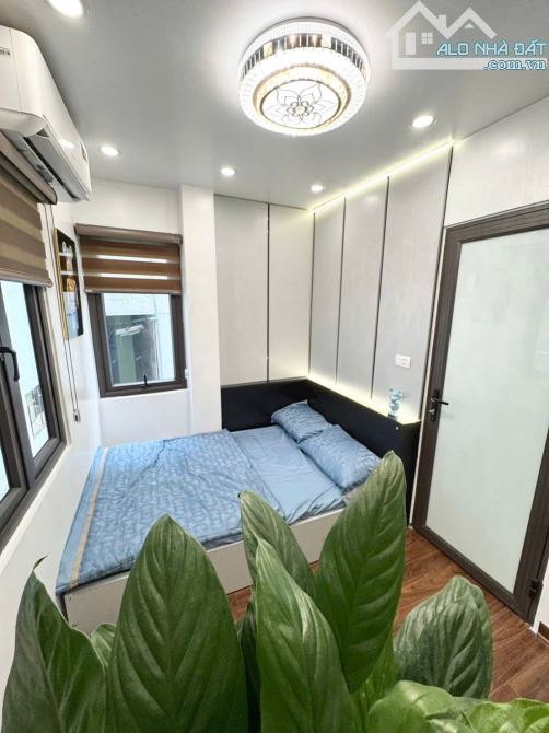 bán nhà Khâm Thiên - Đống Đa Dt: 16m x 5T G.iá: 3,88tỷ - 2