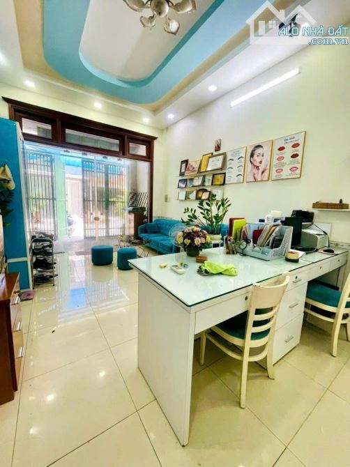 KHU PHÂN LÔ - CHỢ AN NHƠN - HẺM 8M - 5 TẦNG - 7PN - TN 20TR/TH - 10 T.Ỷ x - 2
