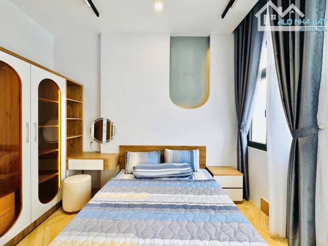 HXH GẦN LÊ QUANG ĐỊNH - BÌNH THẠNH - 40M2- NGANG 5,2M - 5 TẦNG - 7.X TỶ - 2