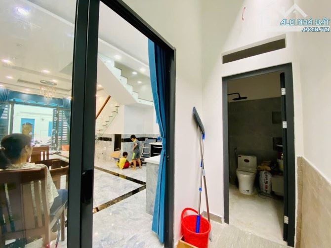 Bán Nhà Hương Lộ 2 - HXH - 3 Lầu - Ngang 5m - Nhỉnh 6 tỷ - 2