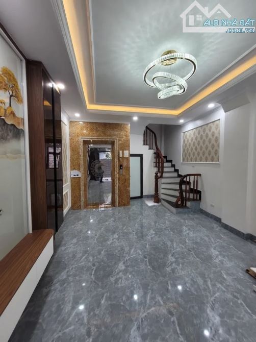 6 TANG THANG MAY - PHO TAY SON - 38M X 6T X MT3.9M - 2