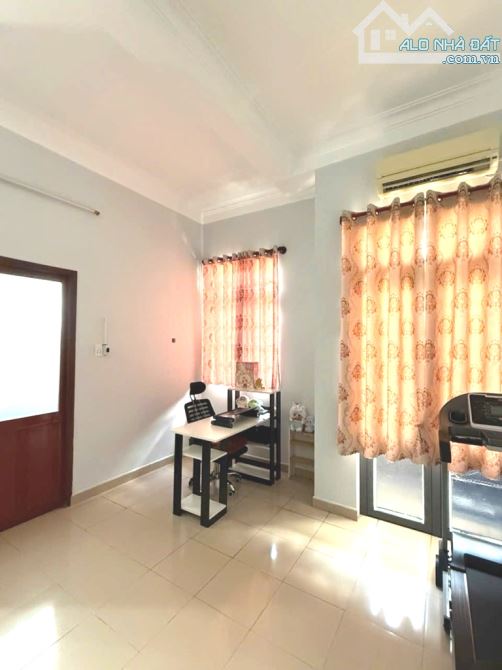 🌺NHÀ ĐẸP NGAY AEON - GIÁ VÀNG TÂN PHÚ 4TỶ NHỈNH - 3 TẦNG KHANG TRANG - 40M2 - OTÔ TỚI NHÀ - 2