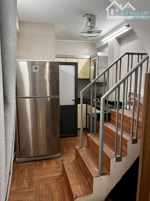 Cho thuê nhà ngõ Tôn Đức Thắng-Đống Đa- dt 30/32m2*4 tầng-Giá 12 triệu - 2