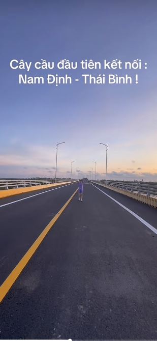Cần bán lô đất 201m2, giá 1,15 tỷ, dân cư đông, SÁT BIỂN VÀ ĐƯỜNG VEN BIỂN, sẵn sổ - 2