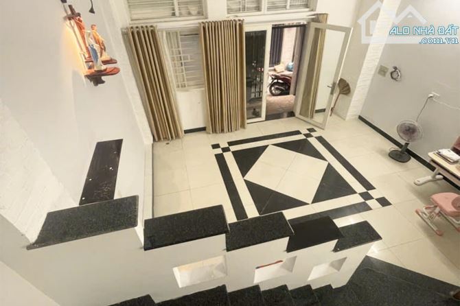 Bán nhà Phan Xích Long P.2 Phú Nhuận, ngang 5m / hậu 5.2m x 10m 4 Tầng - Giá 11.5 tỷ TL - 2