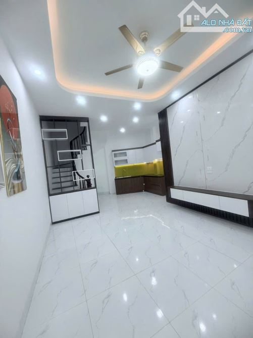TRẦN KHÁT CHÂN , 42M² , MẶT TIỀN 5M , NGÕ SẠCH SẼ , GẦN Ô TÔ , LÔ GÓC THOÁNG ,  6,6 TỶ - 2